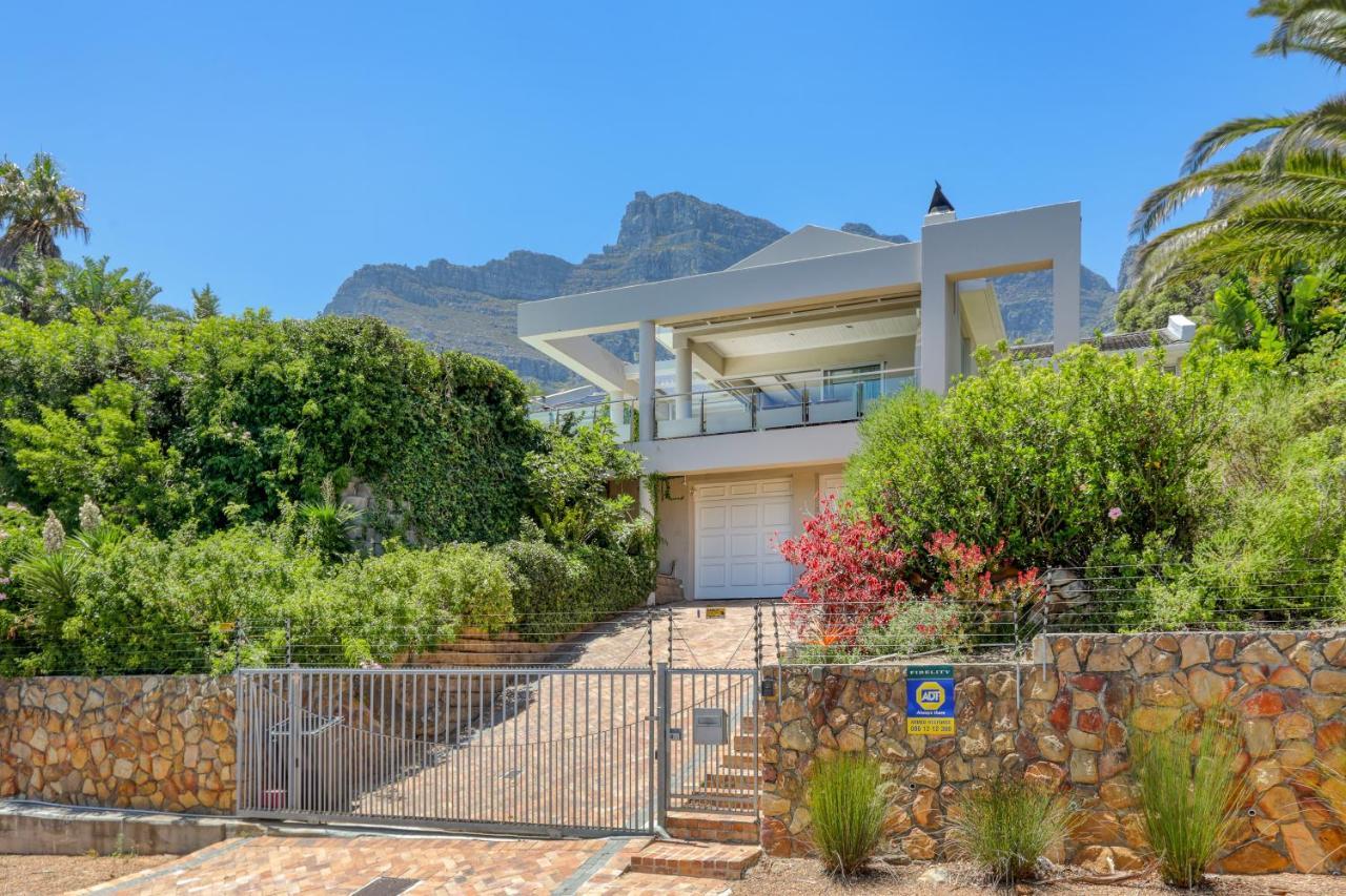 Villa Camps Bay Sunsets - With Magnificent Views